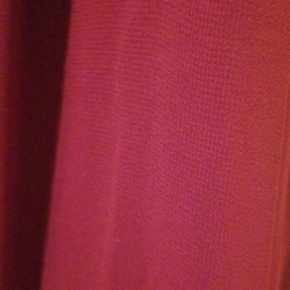 Burgundy semiformal dress - Picture 2 of 3